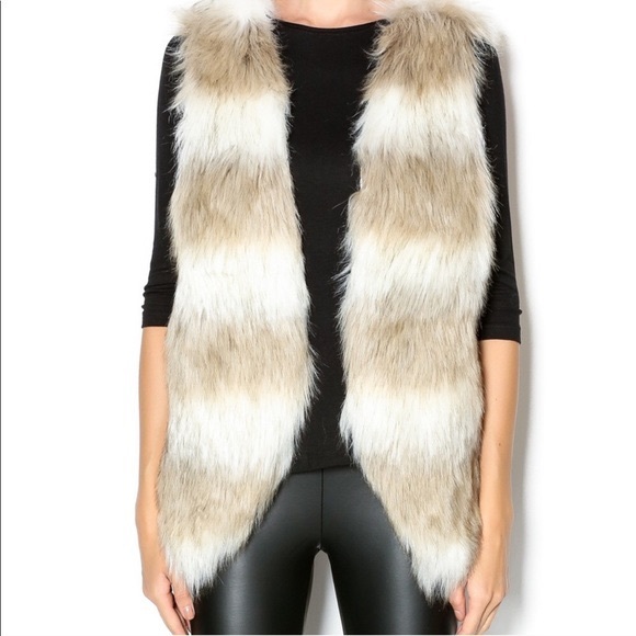Anthropologie - Skies Are Blue Faux Fur Vest in Cream & Tan (NWT) - Picture 3 of 11